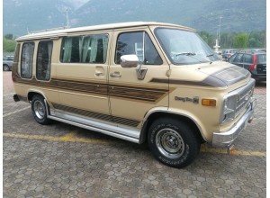 CHEVROLET VAN